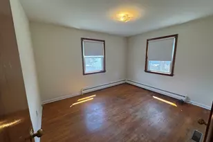 265 Greenwood St, Bridgeport, CT 06606 - Photo 11