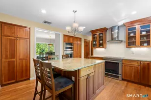 33 Topledge Rd, Redding, CT 06896 - Photo 7