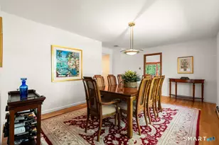 33 Topledge Rd, Redding, CT 06896 - Photo 3