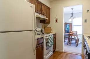 9 Newberry Ln, Glastonbury, CT 06033 - Photo 11