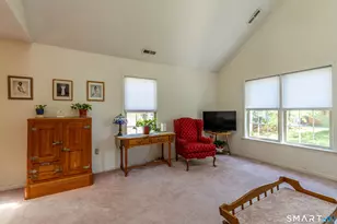 9 Newberry Ln, Glastonbury, CT 06033 - Photo 7