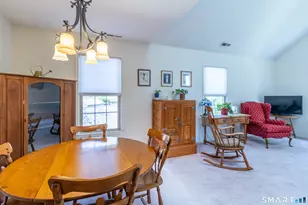 9 Newberry Ln, Glastonbury, CT 06033 - Photo 9