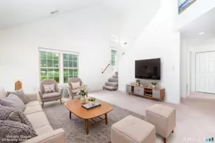 9 Newberry Ln, Glastonbury, CT 06033 - Photo 3