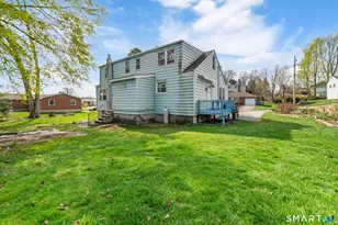 7 Hamburg St, Shelton, CT 06484 - Photo 3