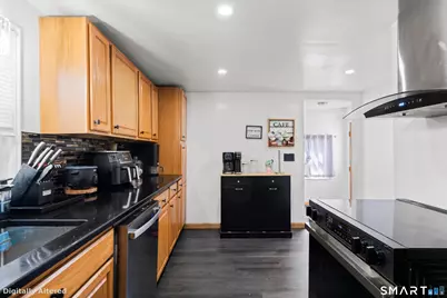49 Maple Avenue, Montville, CT 06382 - Photo 5