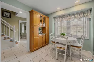3 Bittersweet Ln, East Lyme, CT 06357 - Photo 5