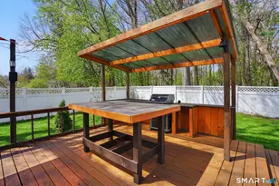 34 Wagon Rd, Enfield, CT 06082 - Photo 11