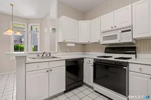 78 Katherine Ct, Shelton, CT 06484 - Photo 11