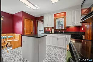 31 Lincoln St, Plainville, CT 06062 - Photo 11