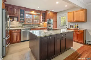 17 Loren Ln, Westport, CT 06880 - Photo 3