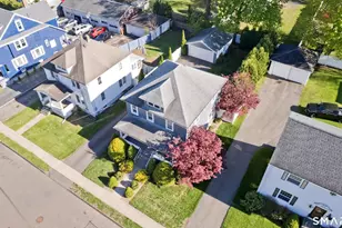 6 James St, Windsor Locks, CT 06096 - Photo 3