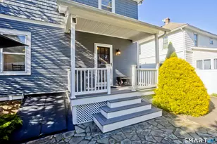 6 James St, Windsor Locks, CT 06096 - Photo 9