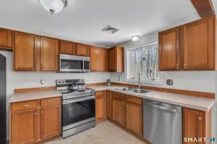 25 Clearview Dr, Stafford, CT 06076 - Photo 5