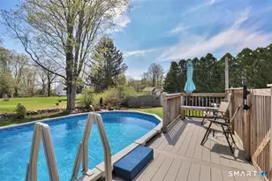 24 Meadowood Dr, Middletown, CT 06457 - Photo 5