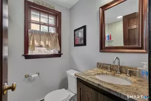 24 Meadowood Dr, Middletown, CT 06457 - Photo 23