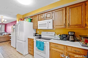 3221 E Main St, Waterbury, CT 06705 - Photo 7