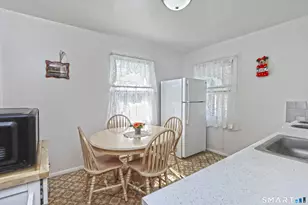 110 Greystone Rd, Bridgeport, CT 06610 - Photo 9