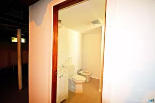 45 Dennis Cir, Hamden, CT 06514 - Photo 31