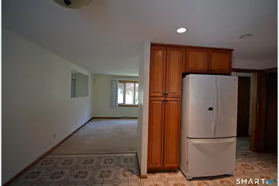 45 Dennis Circle, Hamden, CT 06514 - Photo 7