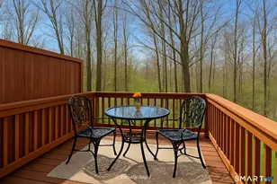 100 10 Coat Ln, Shelton, CT 06484 - Photo 7