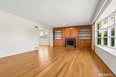 104 Knollwood Drive, New Haven, CT 06515 - Photo 5