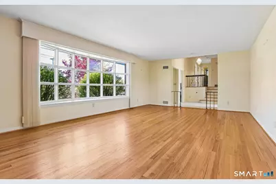 104 Knollwood Drive, New Haven, CT 06515 - Photo 3