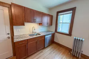 156 Columbia St, New Britain, CT 06052 - Photo 7