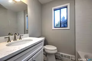 619 Erie Ln, Stratford, CT 06614 - Photo 23
