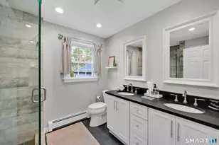 77 Berkeley Rd, Middletown, CT 06457 - Photo 9