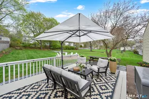 77 Berkeley Rd, Middletown, CT 06457 - Photo 5