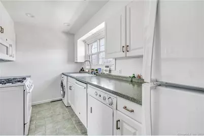 245 Unquowa Road #46, Fairfield, CT 06824 - Photo 9