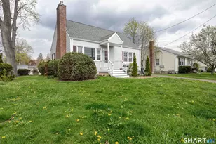 24 Aceto St, Branford, CT 06405 - Photo 3