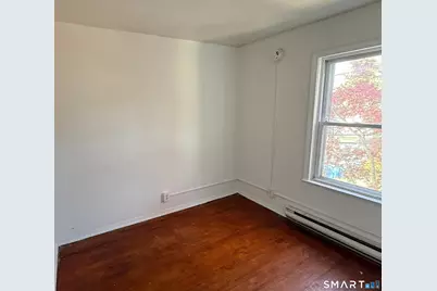 33 Olive Street, Meriden, CT 06450 - Photo 5