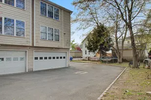 10 Elm St, Norwalk, CT 06850 - Photo 9