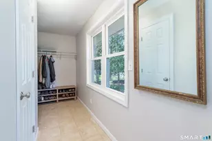 8 Crestview Terrace, Wallingford, CT 06492 - Photo 3