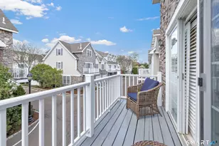 39 Maple Tree Ave, Stamford, CT 06906 - Photo 17