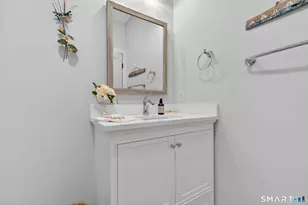 185 Main St, East Lyme, CT 06357 - Photo 23