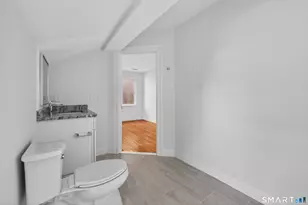 138 Bank St, New London, CT 06320 - Photo 17