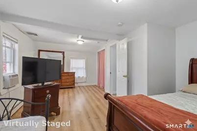 37 Manhan Street, Waterbury, CT 06710 - Photo 11