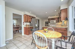 9 Kitcher Ct, Trumbull, CT 06611 - Photo 13
