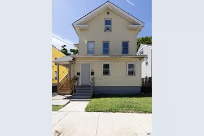 102 Franklin Street, Meriden, CT 06450 - Photo 1