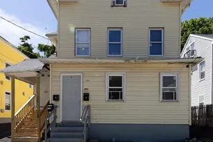 102 Franklin St, Meriden, CT 06450 - Photo 1