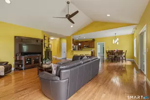 140 E Rd, East Windsor, CT 06016 - Photo 9