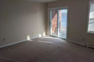 42 Ferris St, Bridgeport, CT 06605 - Photo 11