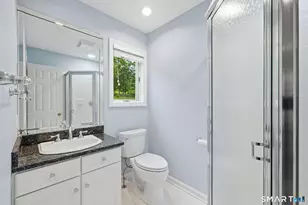 4 Biltmore Park, Bloomfield, CT 06002 - Photo 27
