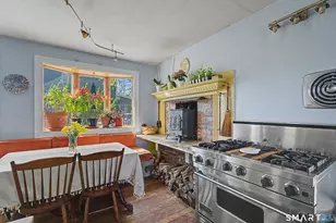57 Grove St, Clinton, CT 06413 - Photo 11