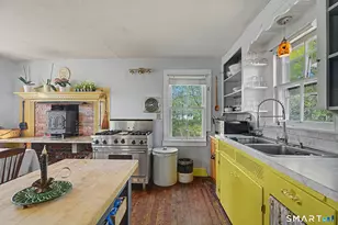 57 Grove St, Clinton, CT 06413 - Photo 13