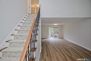 39 Fox Hollow Dr, Windsor Locks, CT 06096 - Photo 3