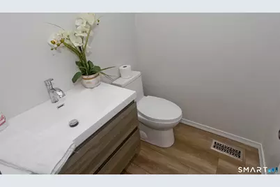 39 Fox Hollow Drive #39, Windsor Locks, CT 06096 - Photo 17