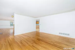 1057 Daniels Farm Rd, Trumbull, CT 06611 - Photo 15